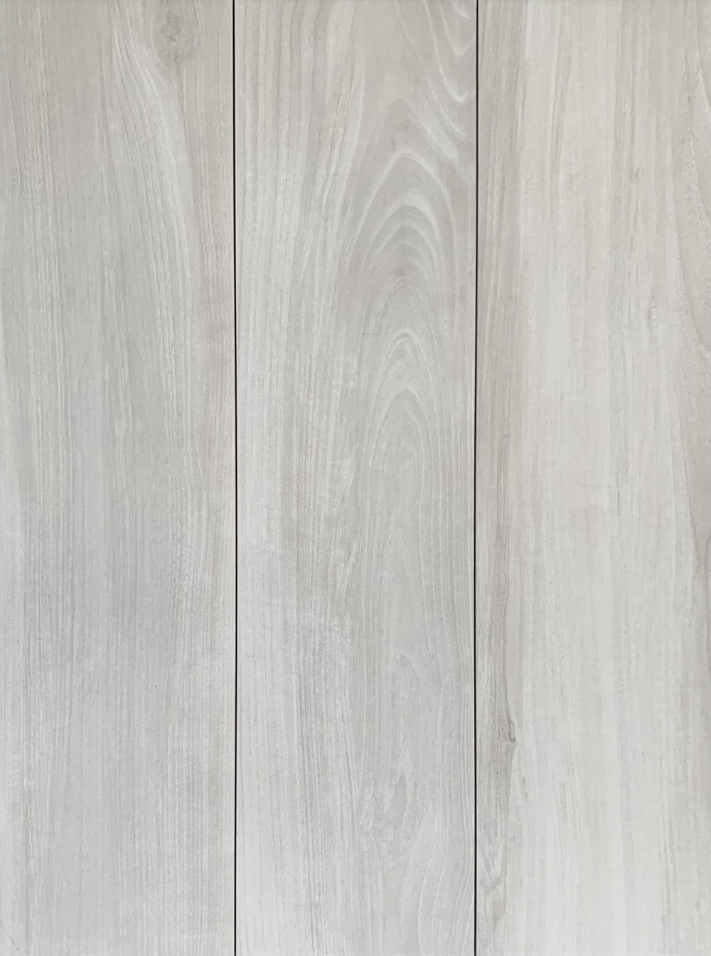 Piastrella gres porcellanato da interno 22,5x91 Daikan Bianco effetto Legno. Pavimento o Rivestimento