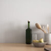 "Rivestimento in pasta bianca formato 10x20 cm colore bianco opaco, ideale per bagni e cucine in stile moderno e vintage minimalista"
